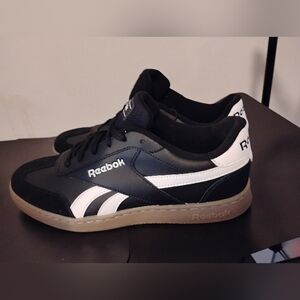 New Reebok Men's Classic Black & White Sneakers